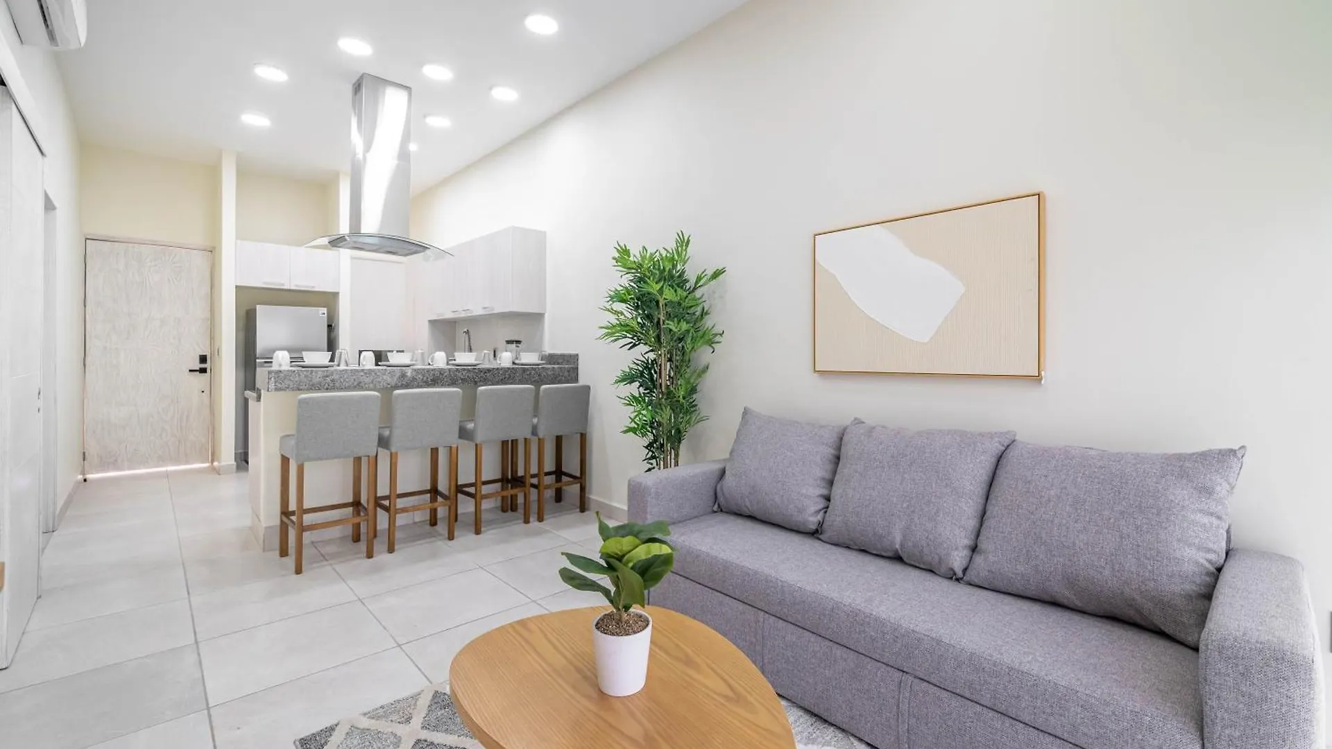 2 Bd Suite With Balcony, Gym, Rooftop Pool, Hot Tub Playa del Carmen Mexico