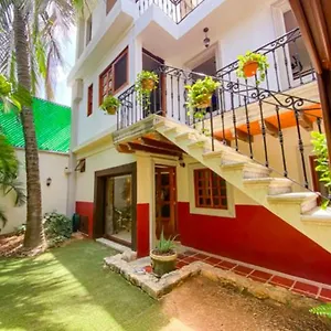 Casa Centrica 5bed/5bath Ac/gym 5 Min 5ta Av Y Playa Сasa de vacaciones